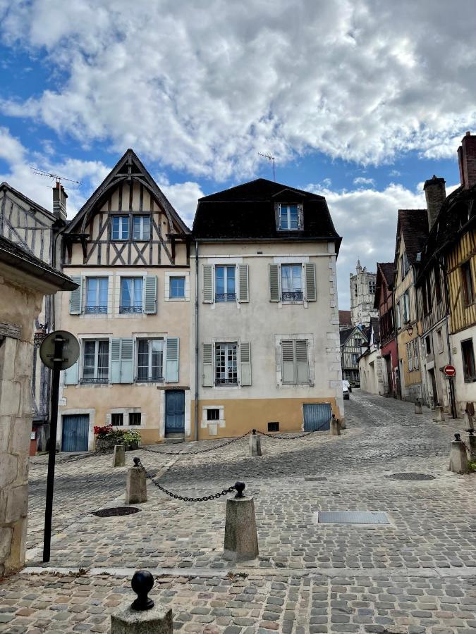Appartement Le Saint-Nicolas Auxerre Les Quais 외부 사진